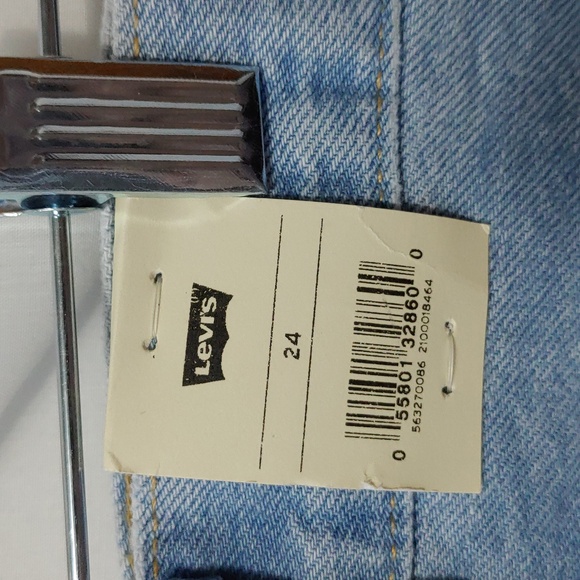 Levis 501 Shorts  Size 24  NWT - Picture 5 of 12